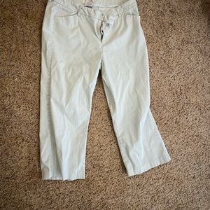 Women’s Lee One True Fit Khakis. Size 15/16